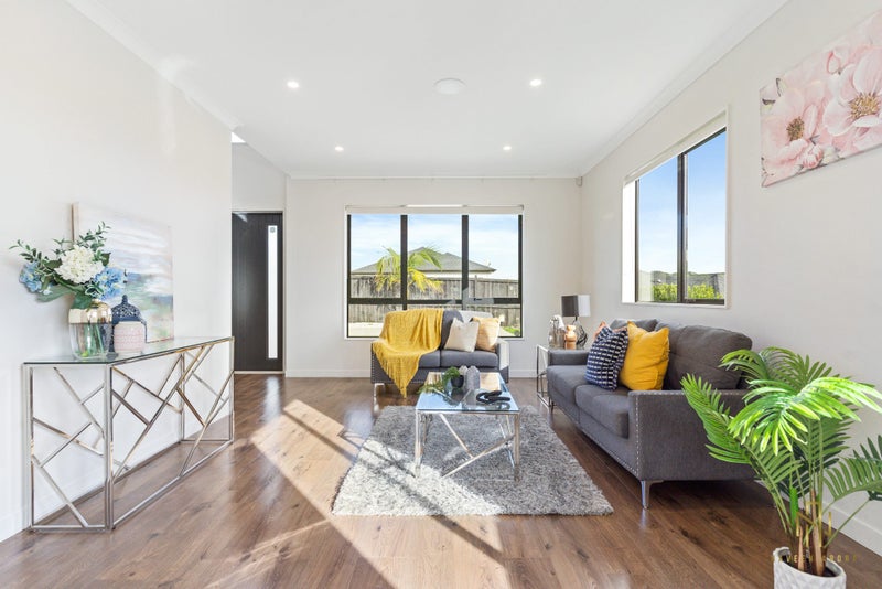 8 Captain Rings drive, Papakura, Auckland - Carousel 2