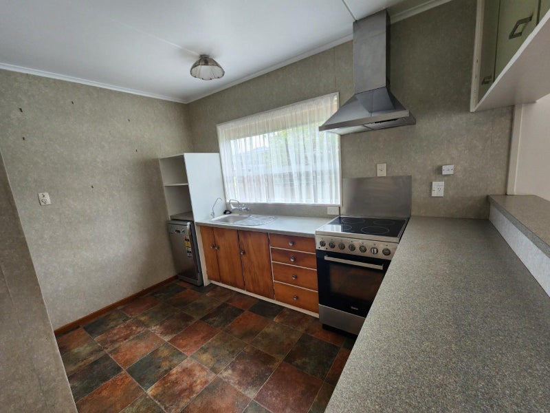 1/143 Lemon Street, Strandon, New Plymouth - Carousel 2