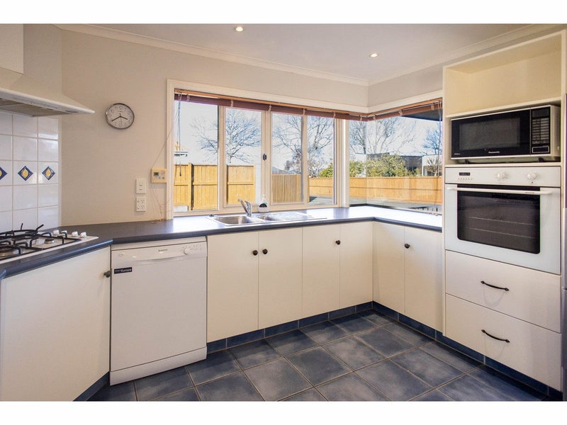4 Chateau Close, Gleniti, Timaru - Carousel 2