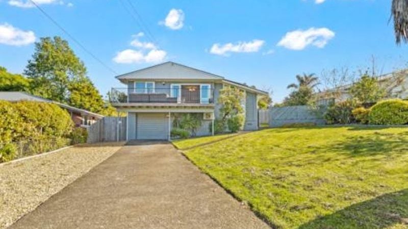 14 Woodvale Road, Glen Eden, Auckland - Carousel 1