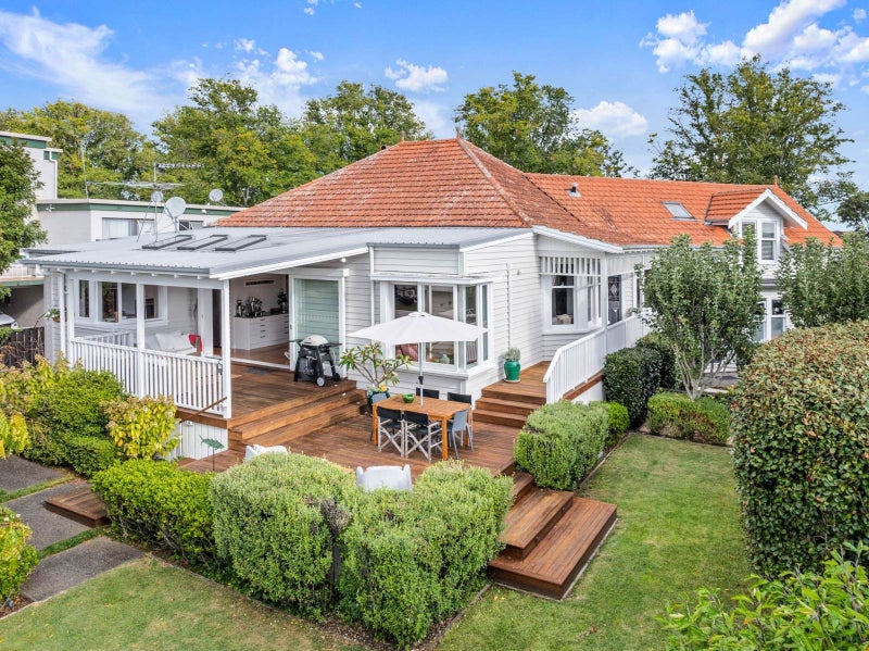 9 Inverary Avenue, Epsom, Auckland - Carousel 2