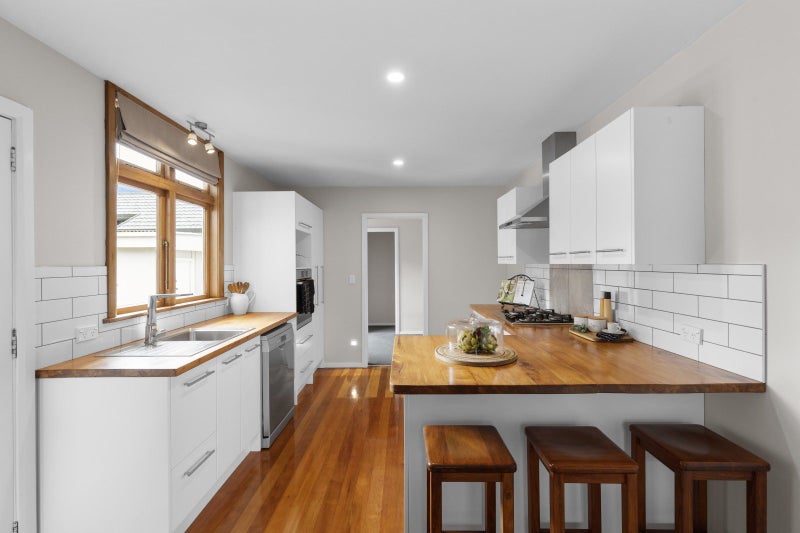 17 East Street, Terrace End, Palmerston North - Carousel 2