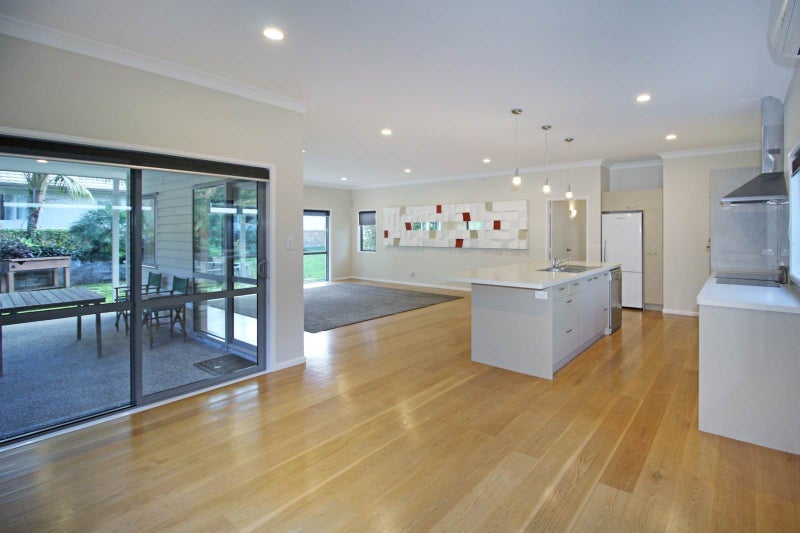 14A Tawera Road, Greenlane, Auckland - Carousel 2