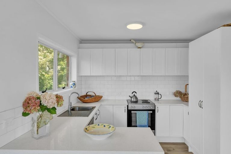 3/99 Vauxhall Road, Devonport, Auckland - Carousel 2