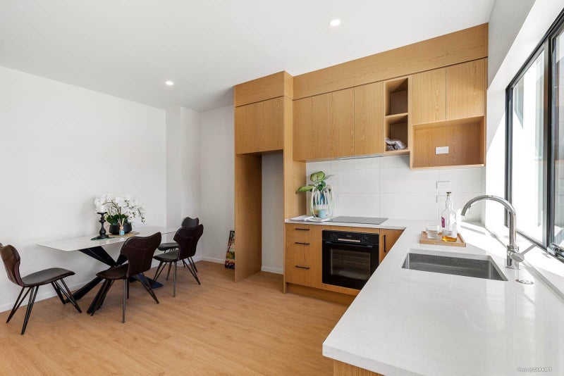 3/63A Hogans Road, Glenfield, Auckland - Carousel 2