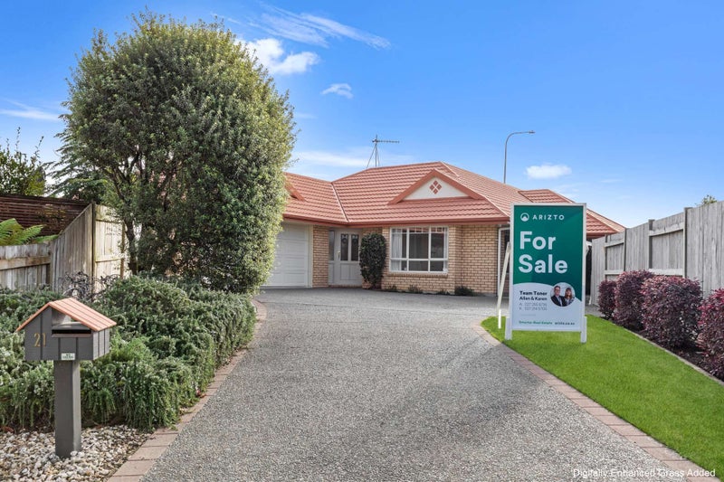 21 Rothesay Place, Highbury, Palmerston North - Carousel 1