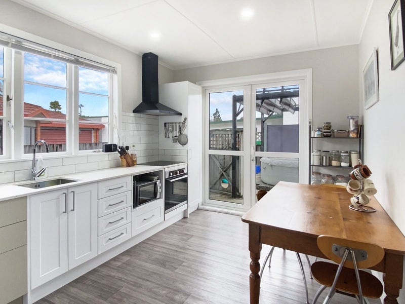 4 Brighton Road, Kensington, Whangarei - Carousel 2