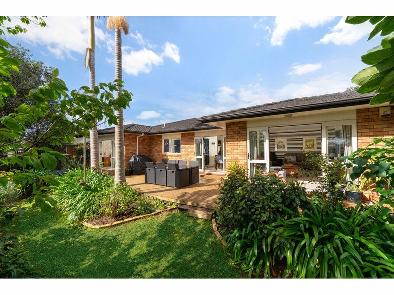 36 Kohanga Road, Mangere Bridge, Auckland - Carousel 1