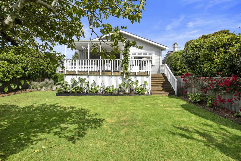 44 Martin Avenue, Mount Albert, Auckland - Carousel 2