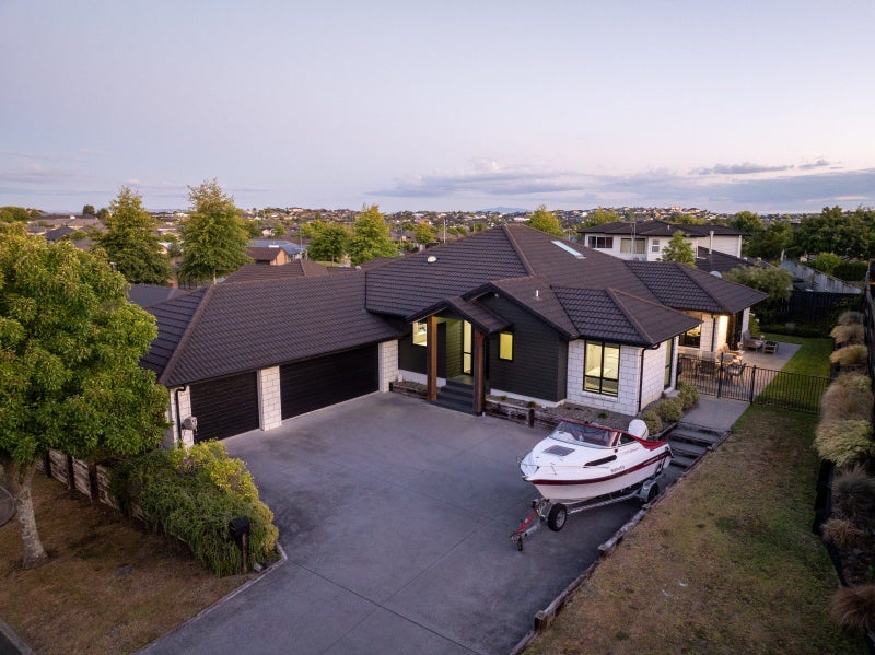 3 Highview Court, Flagstaff, Hamilton - Carousel 1