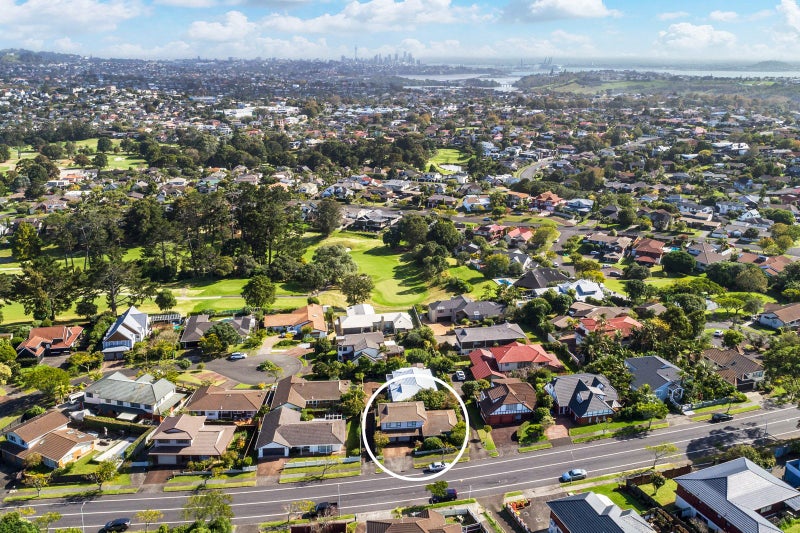 127 Norman Lesser Drive, Saint Johns, Auckland - Carousel 1