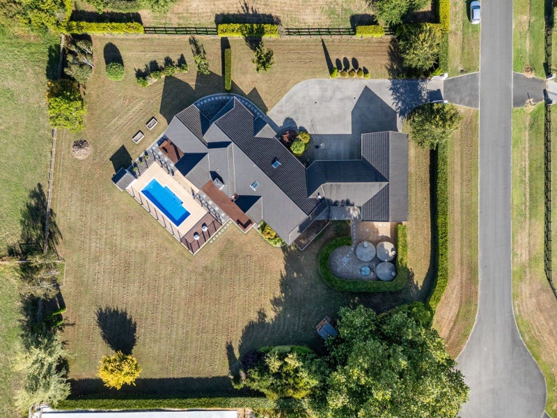 16 Stableford Lane, Tamahere, Hamilton - Carousel 2