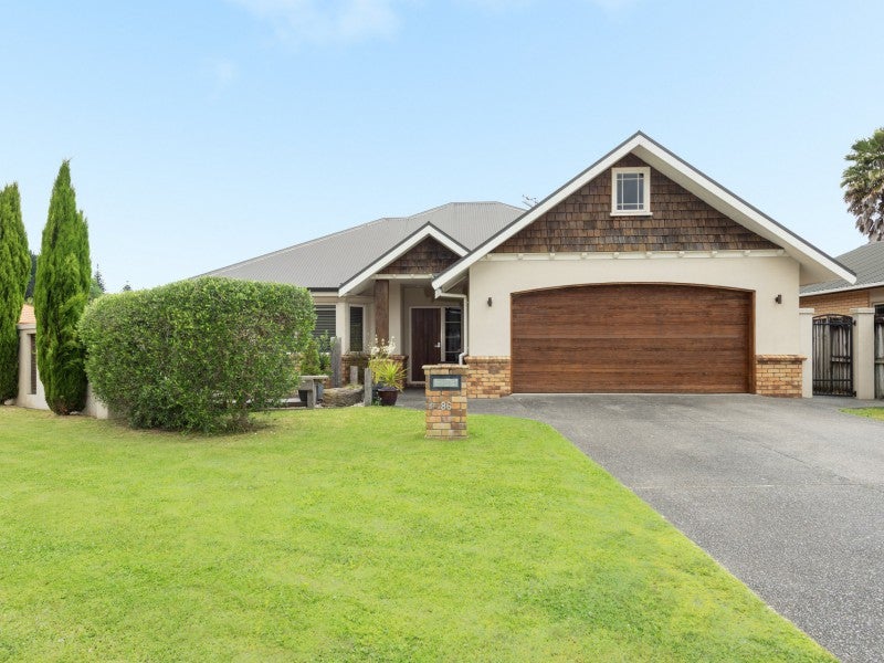 86 Solomon Street, Brookfield, Tauranga - Carousel 1