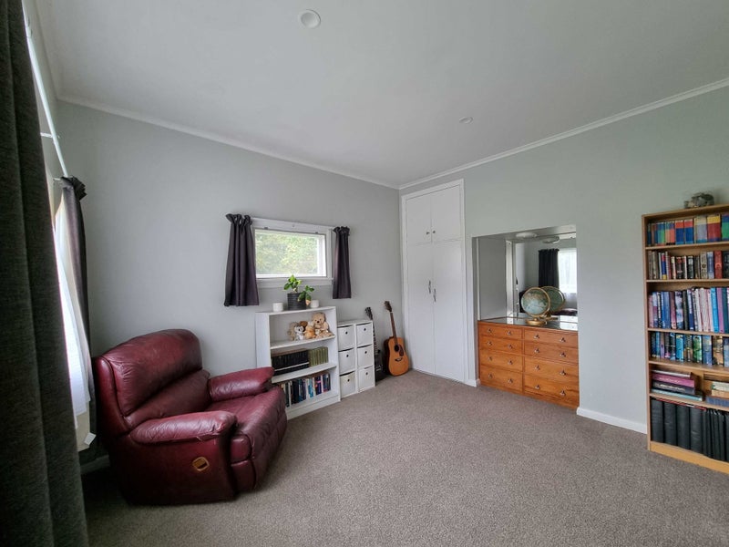 210 Amreins Road, Henderson - Carousel 10