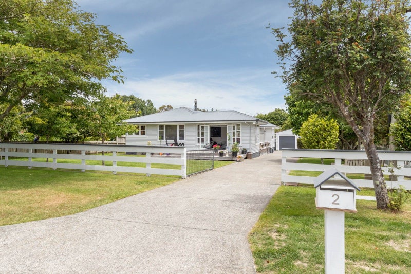 2 MacLaren Street, Maymorn, Upper Hutt - Carousel 2