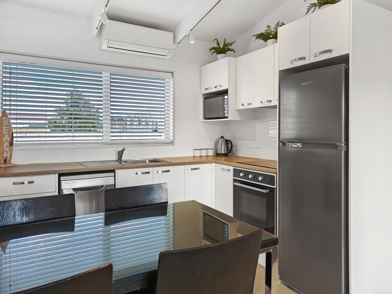 2/415 Port Road, Whangamata, Whangamata - Carousel 2