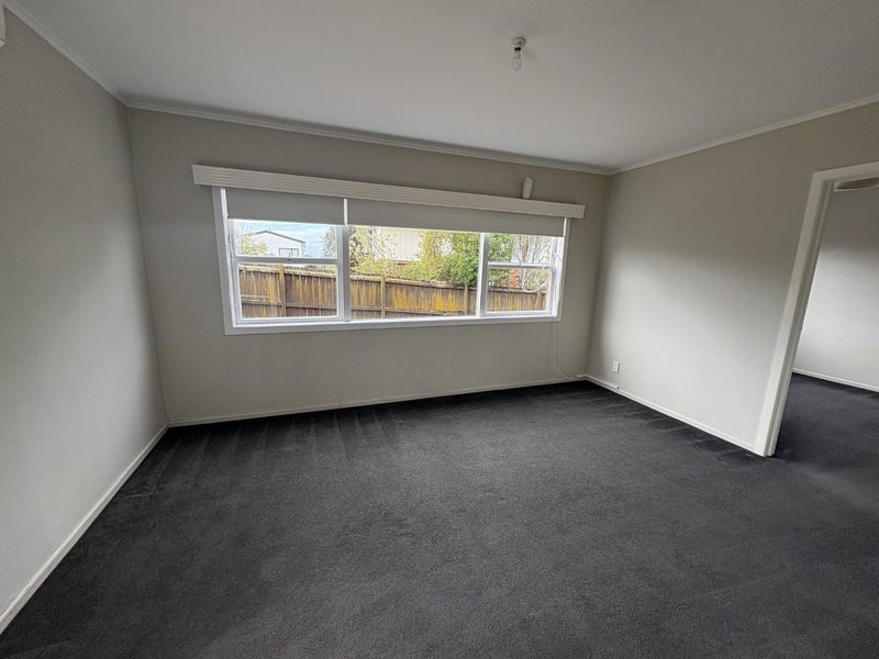 2/12 Strong Street, St Johns, Auckland - Carousel 6