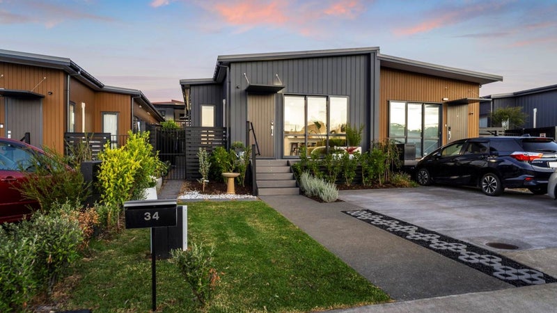 34 Tahere Road, Totara Park, Auckland - Carousel 1