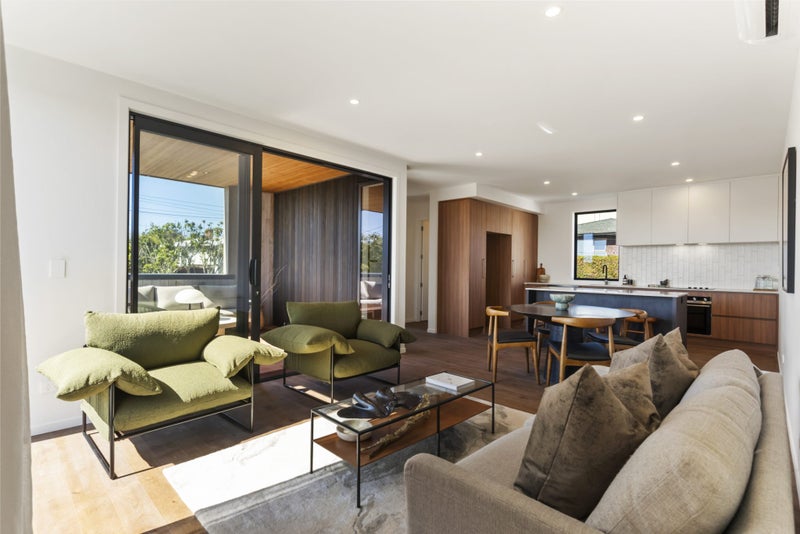 4 Thomas Avenue, Mount Albert, Auckland - Carousel 2