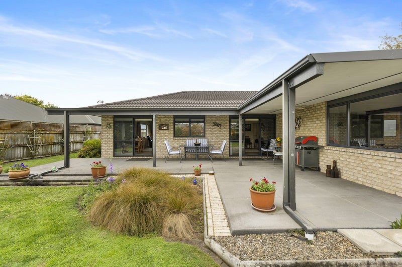 53 Coleridge Street, Leamington, Cambridge - Carousel 2