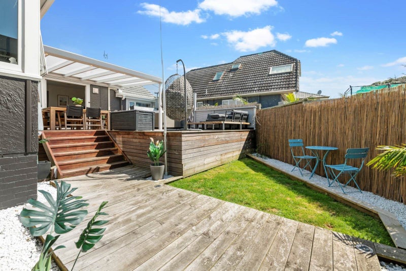 1/69 Sylvan Avenue, Northcote, Auckland - Carousel 2