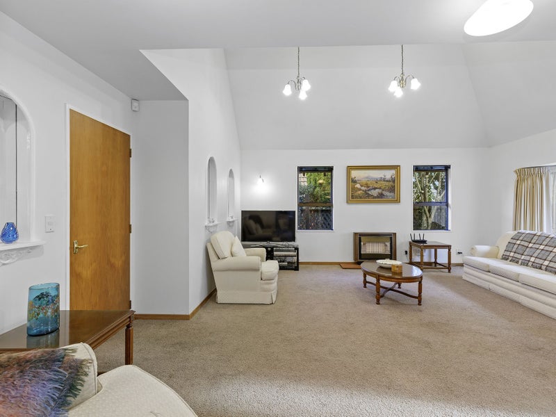 1/406 Fergusson Drive, Heretaunga, Upper Hutt - Carousel 2