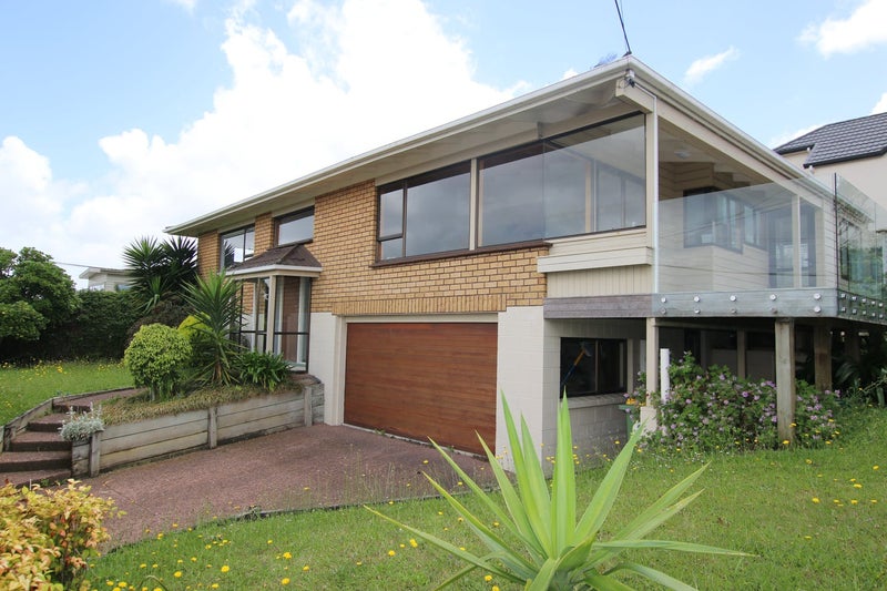 1/1 Richards Avenue, Forrest Hill, Auckland - Carousel 2