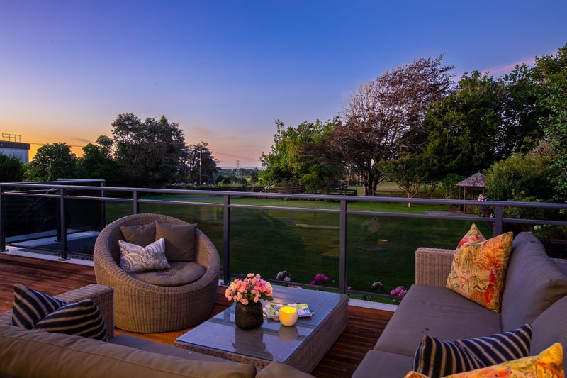 331 Barrett Road, Omata - Carousel 2