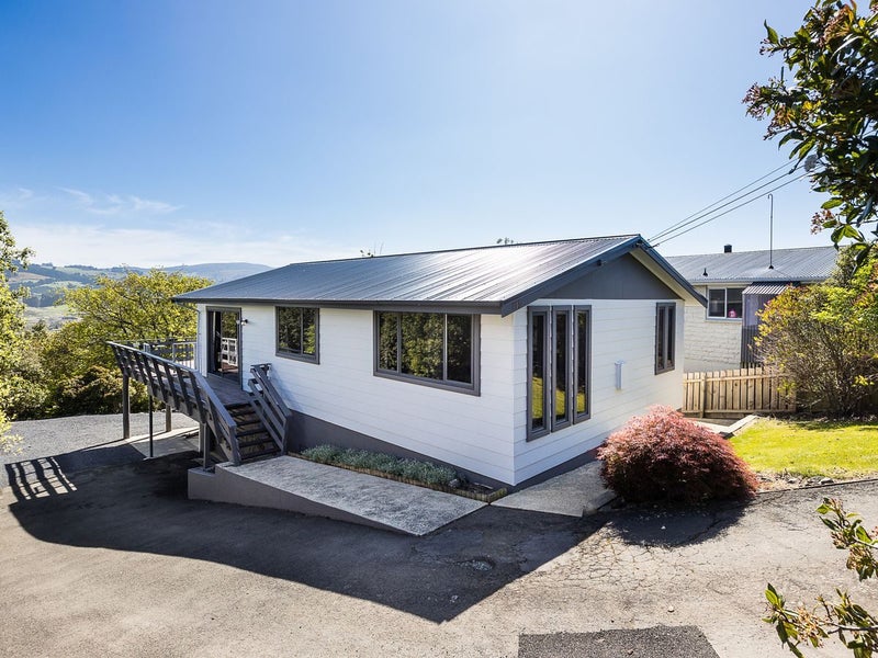 215 Mulford Street, Concord, Dunedin - Carousel 1