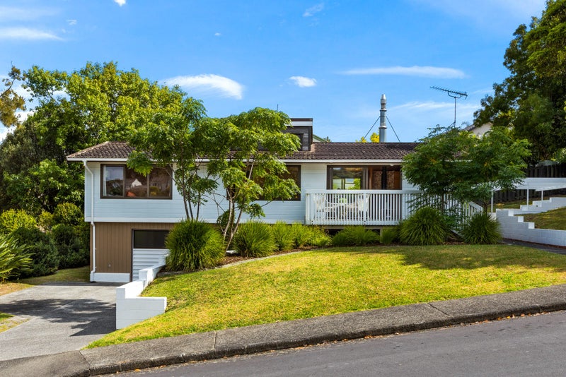 2 Morlie Place, Torbay, Auckland - Carousel 1