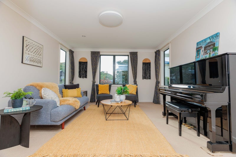 44 Furlong Crescent, Churton Park, Wellington - Carousel 2