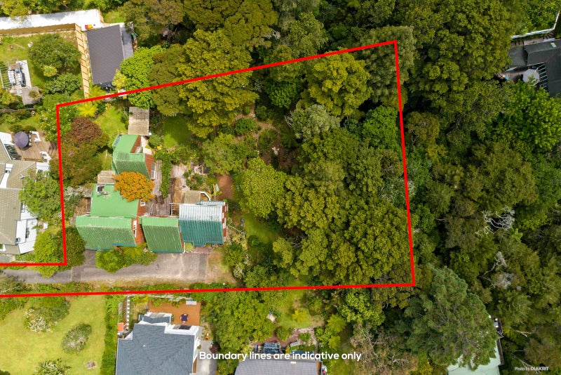 10 Tui Glen Road, Birkenhead, Auckland - Carousel 1