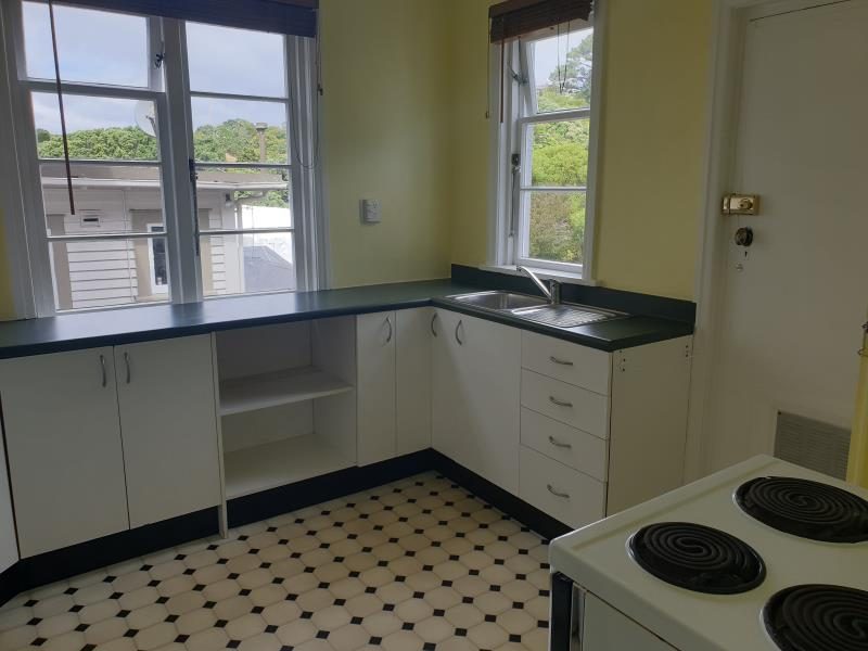 7 Lewisville Terrace, Thorndon, Wellington - Carousel 2