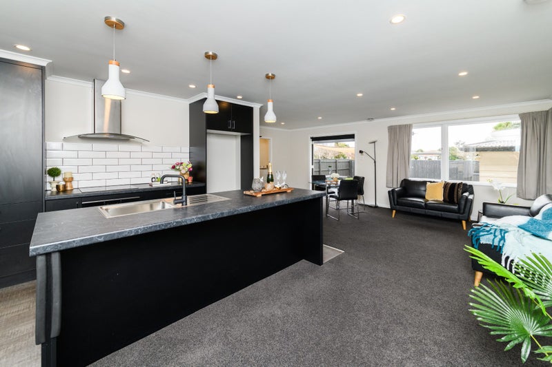 7 Swansea Street, Hokowhitu, Palmerston North - Carousel 2