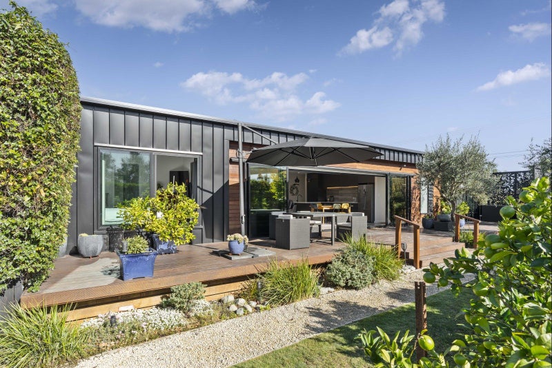 2 Burgundy Drive, Martinborough, Martinborough - Carousel 1