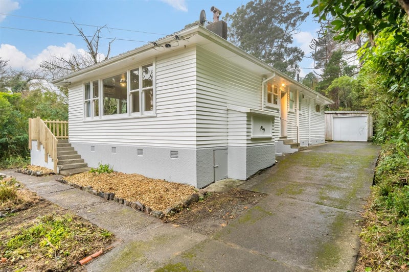 459 Stokes Valley Road, Stokes Valley, Lower Hutt - Carousel 2