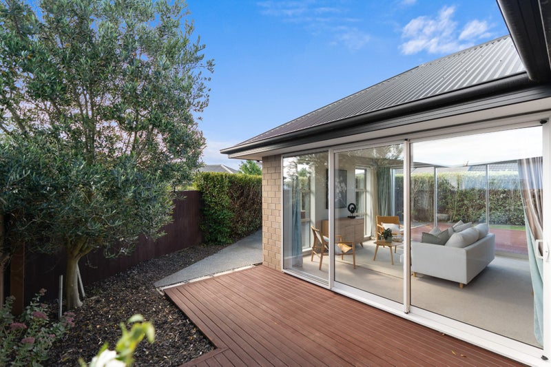 16 Graycliffe Street, Halswell, Christchurch - Carousel 15