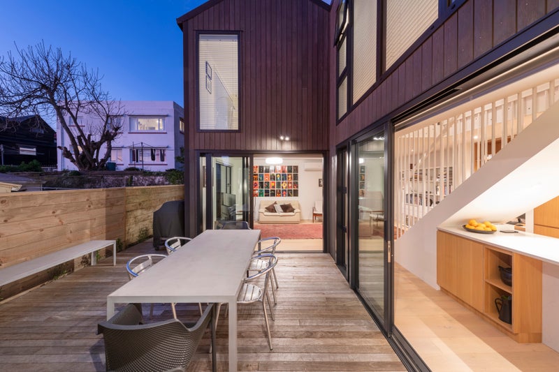 101 Elizabeth Street, Mount Victoria, Wellington - Carousel 1