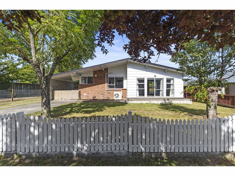 183 Dey Street, Hamilton East, Hamilton - Carousel 1