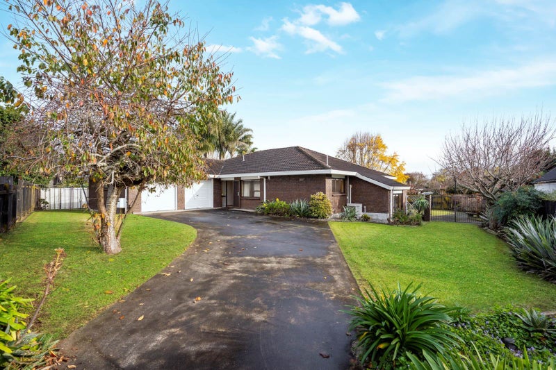 18 Foxbridge Lane, Conifer Grove, Takanini - Carousel 1
