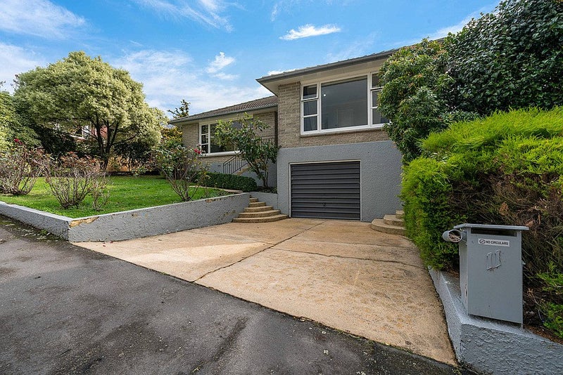 11 Pioneer Crescent, Helensburgh, Dunedin - Carousel 16