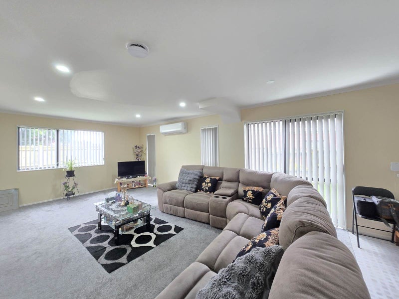 41 Glen Avenue, Papatoetoe, Auckland - Carousel 1