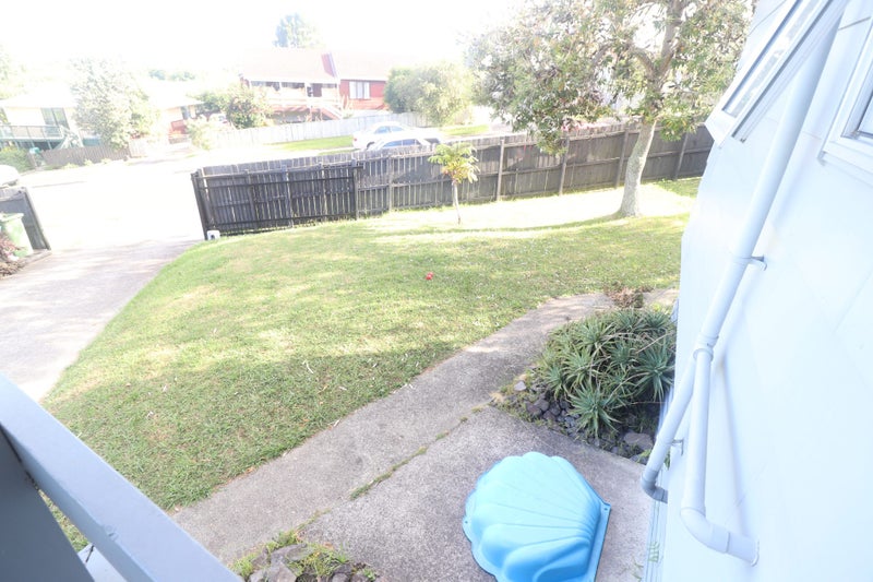 7 Elizabeth Drive, West Harbour, Auckland - Carousel 30