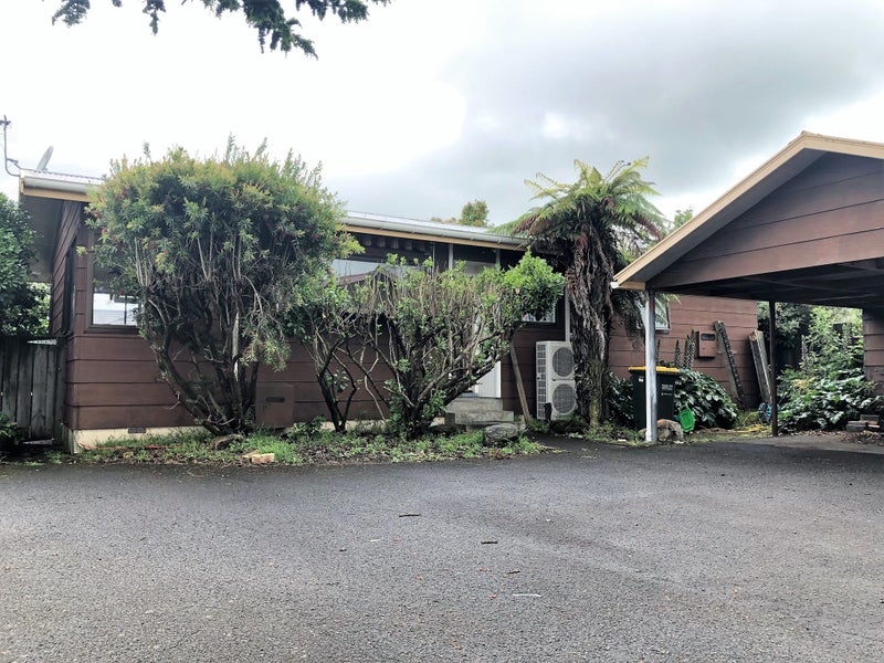 2/10 Leslie Place, Deanwell, Hamilton - Carousel 15