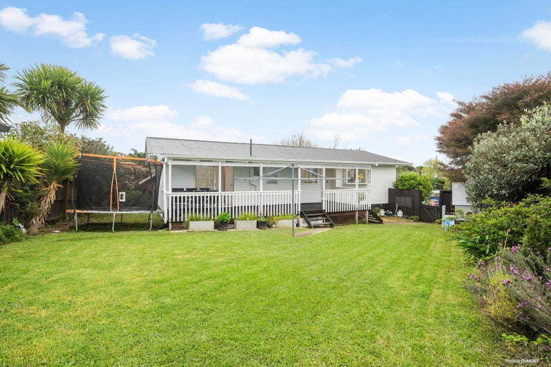 24 Kirby Street, Glendene, Auckland - Carousel 2