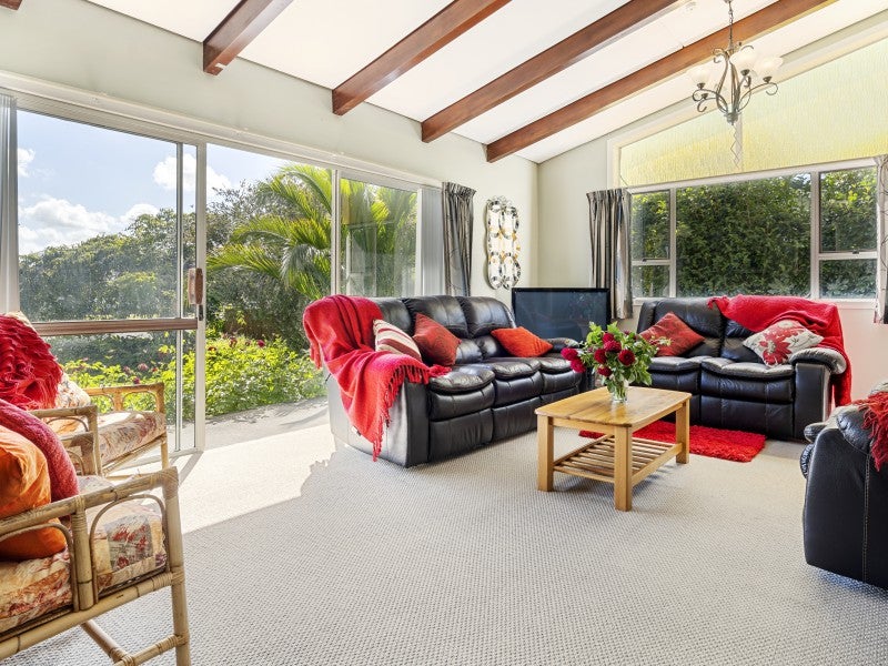 12 Ariel Street, Stratford - Carousel 2