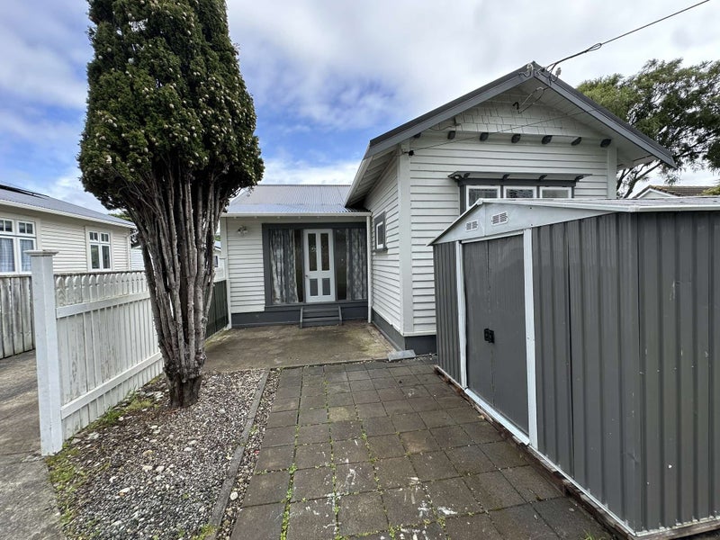 99 Darlington Road, Miramar, Wellington - Carousel 17