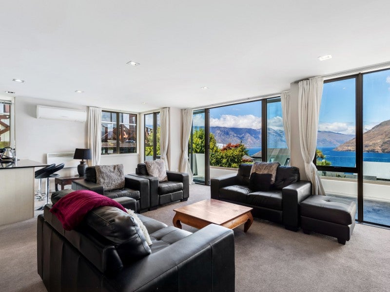 0 Wynyard Crescent, Fernhill, Queenstown - Carousel 1