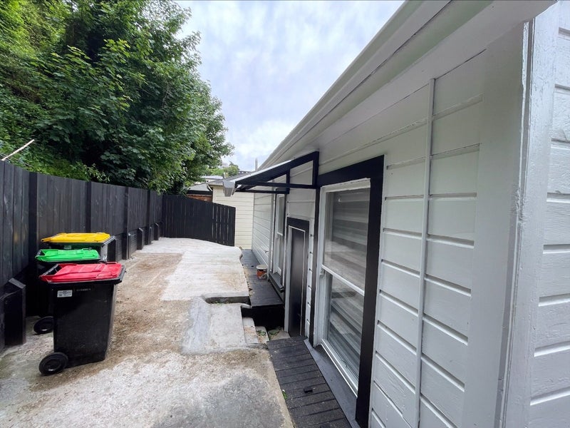 55 Serpentine Avenue, Dunedin Central, Dunedin - Carousel 10