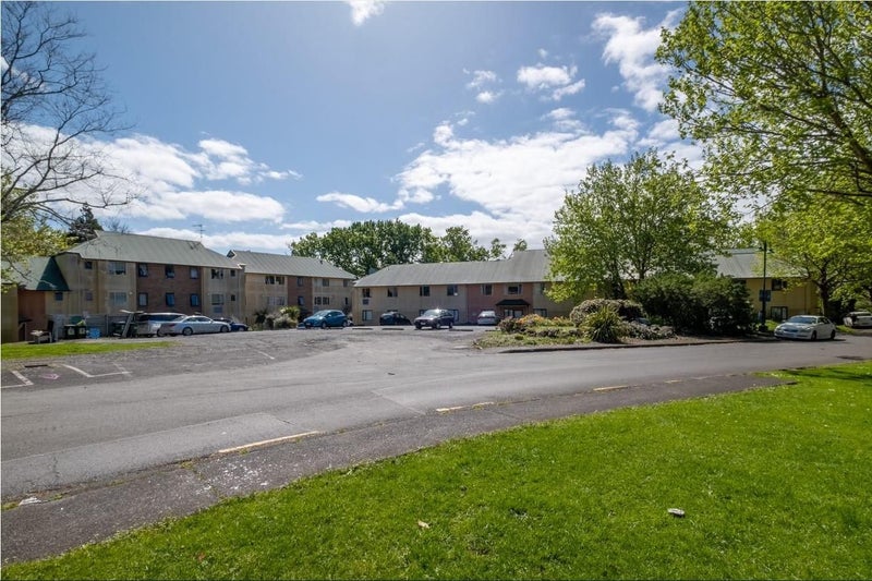 41/125 Carrington Road, Mount Albert, Auckland - Carousel 2